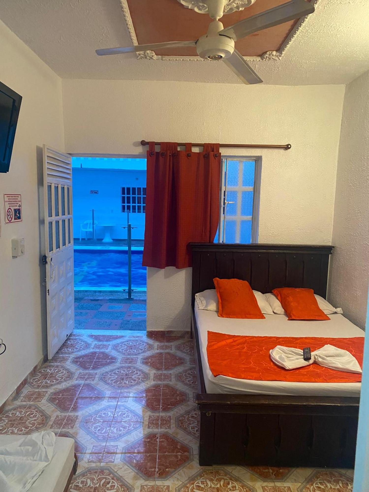 Hotel San Jorge Melgar Bagian luar foto